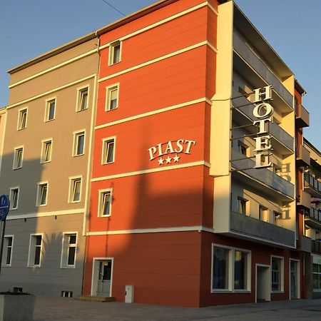 Hotel Piast Nysa Dış mekan fotoğraf