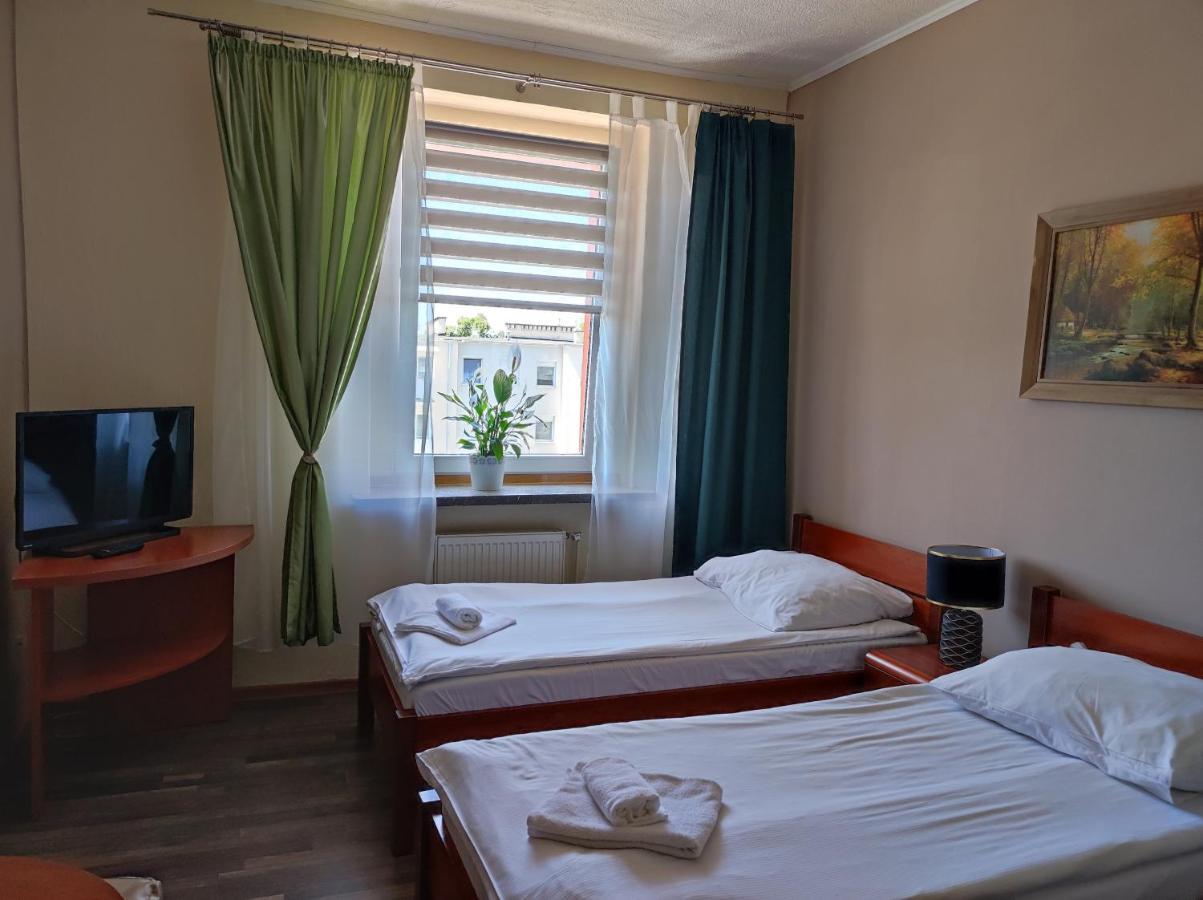 Hotel Piast Nysa Oda fotoğraf